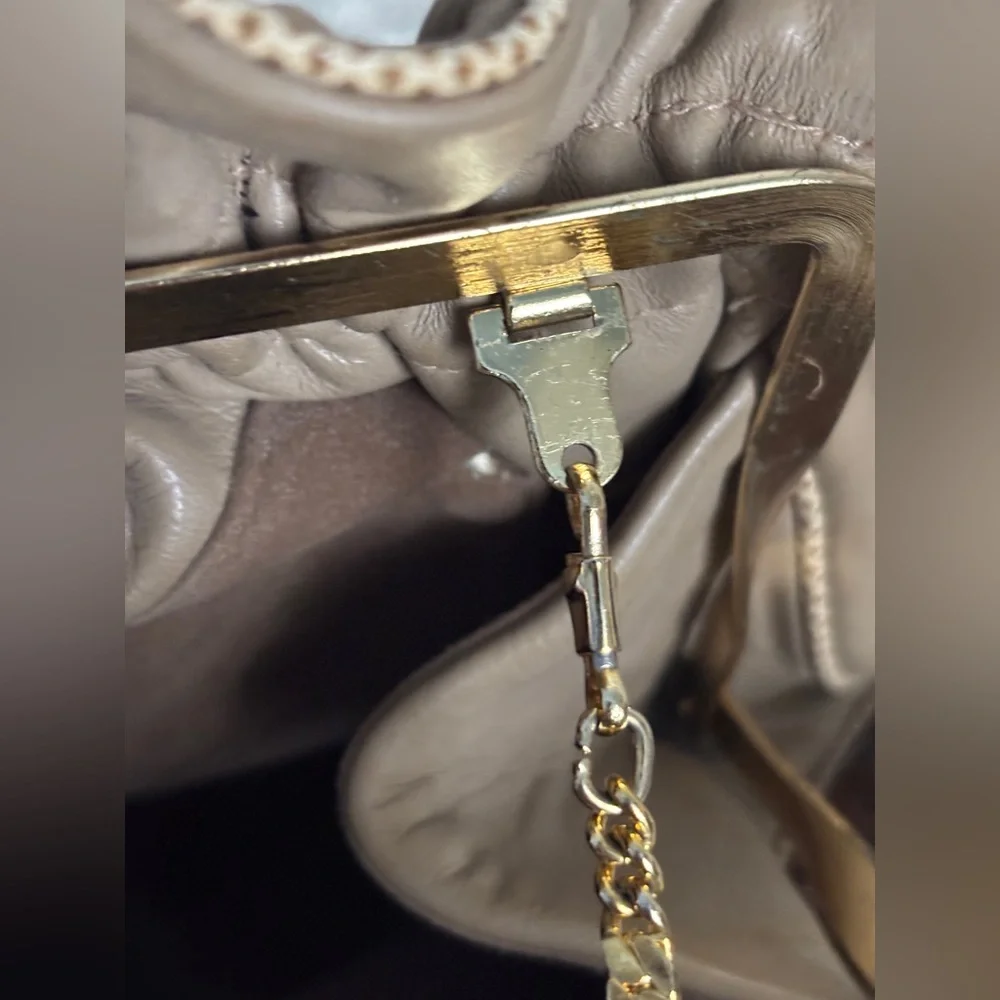 Vintage 1980’s Carlo Fiori Leather Bag - Picture 8 of 17